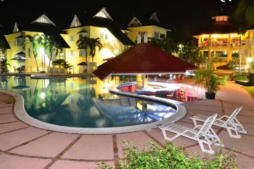 Simply Mystical Apartment Ocho Rios Bagian luar foto